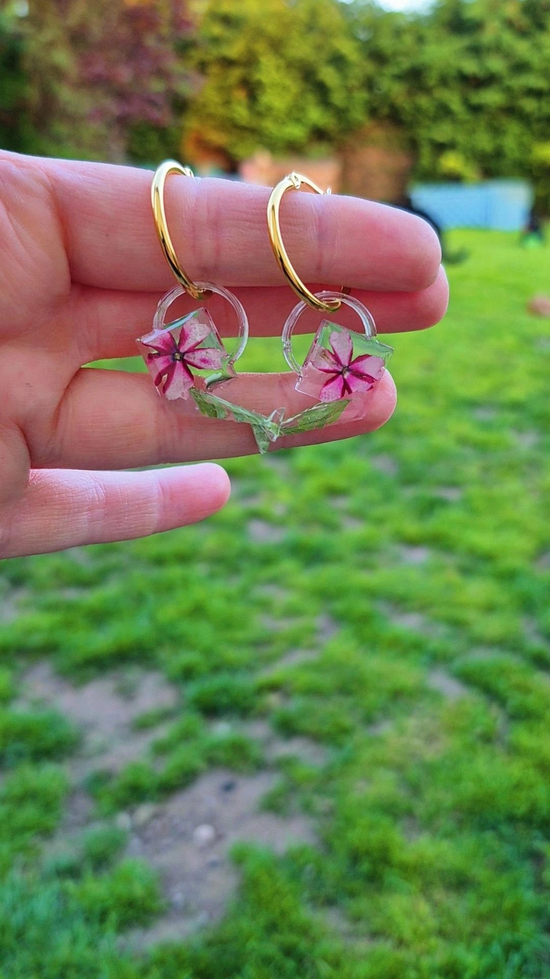 Floral watering can hoop charms