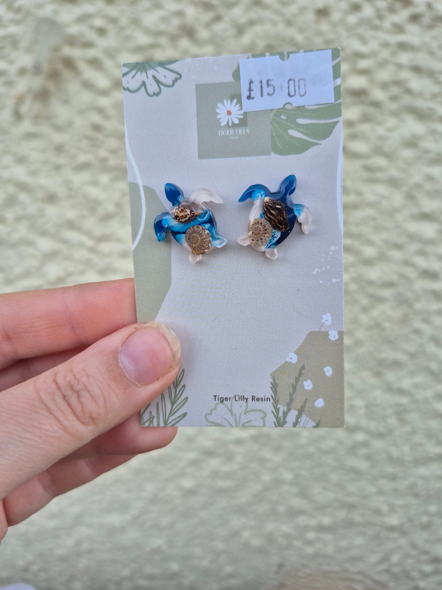 Turtle stud earrings