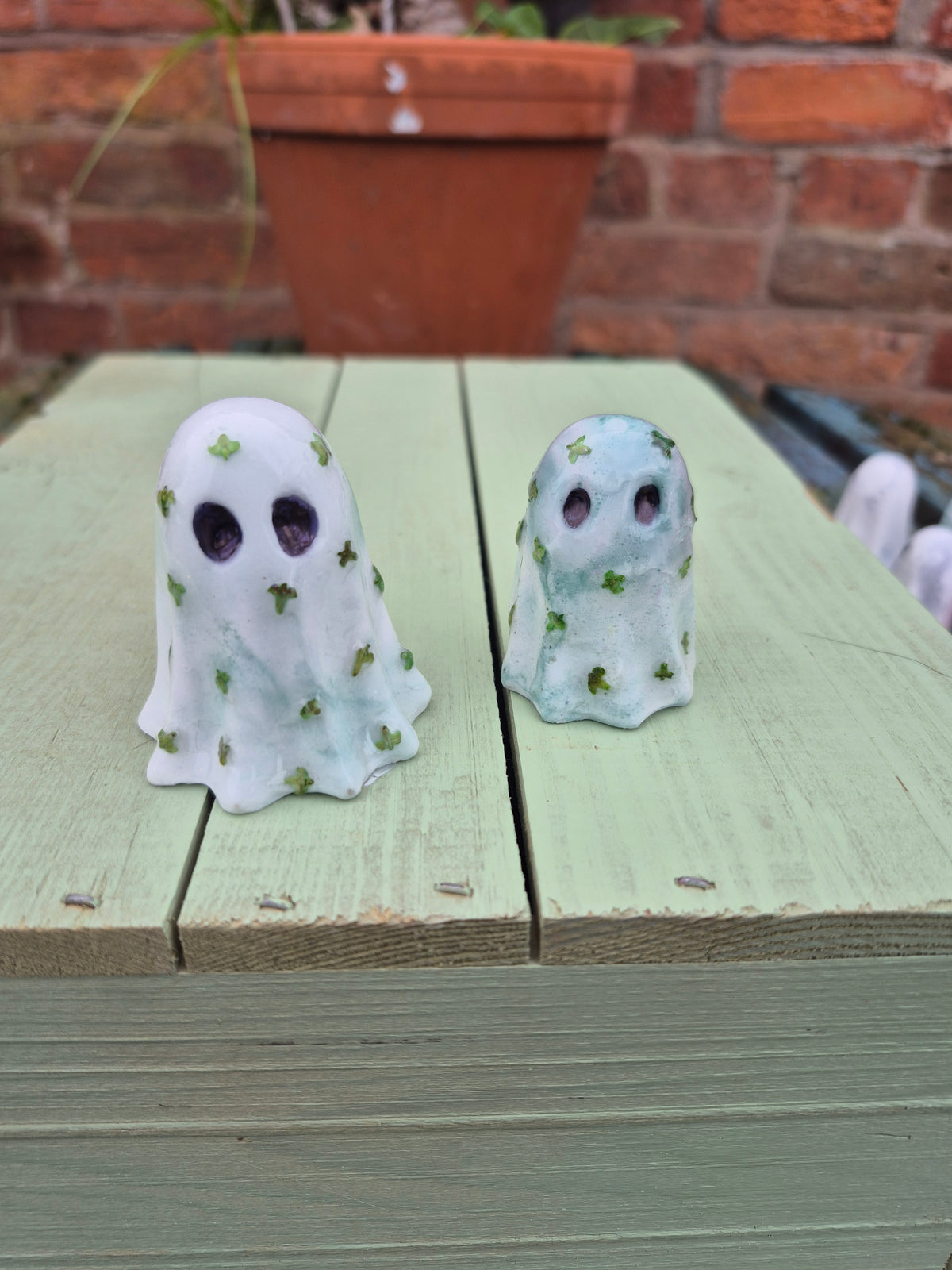 Real green leaf ghosts