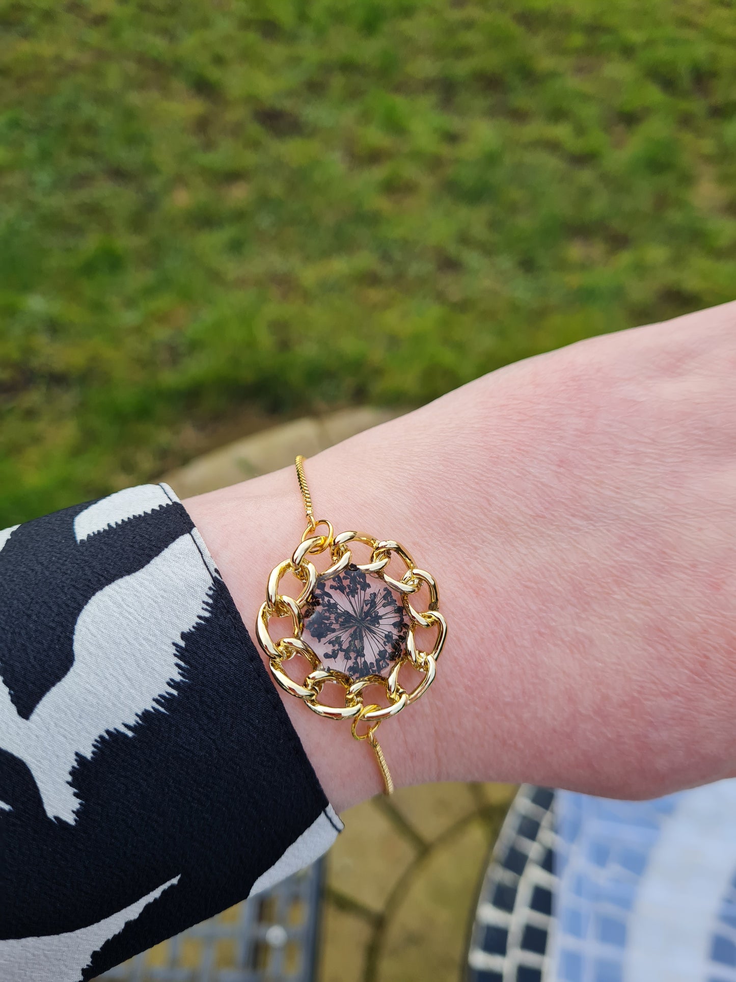 Queen anns lace adjustable bracelet