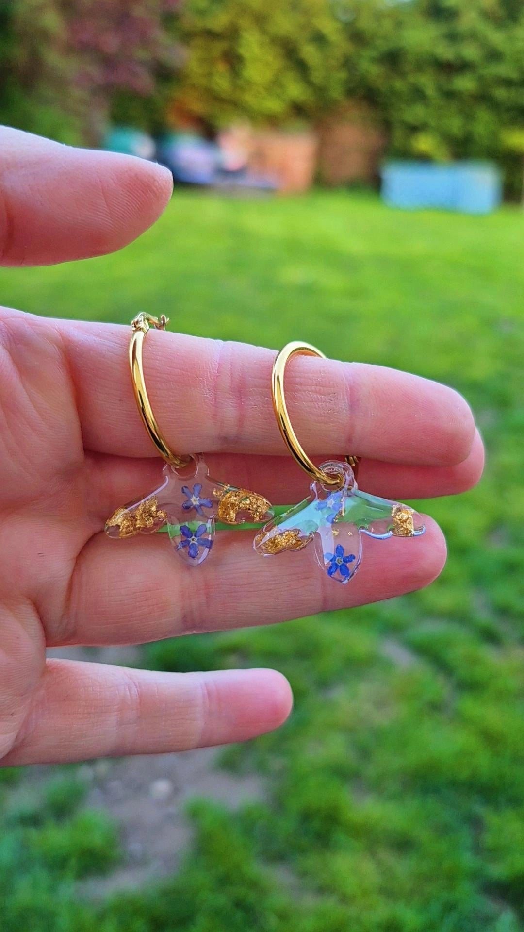 Bee hoop charms