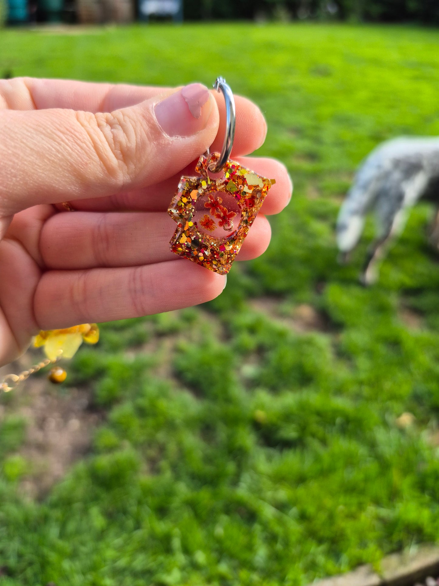 Floral glitter camera hoop charms