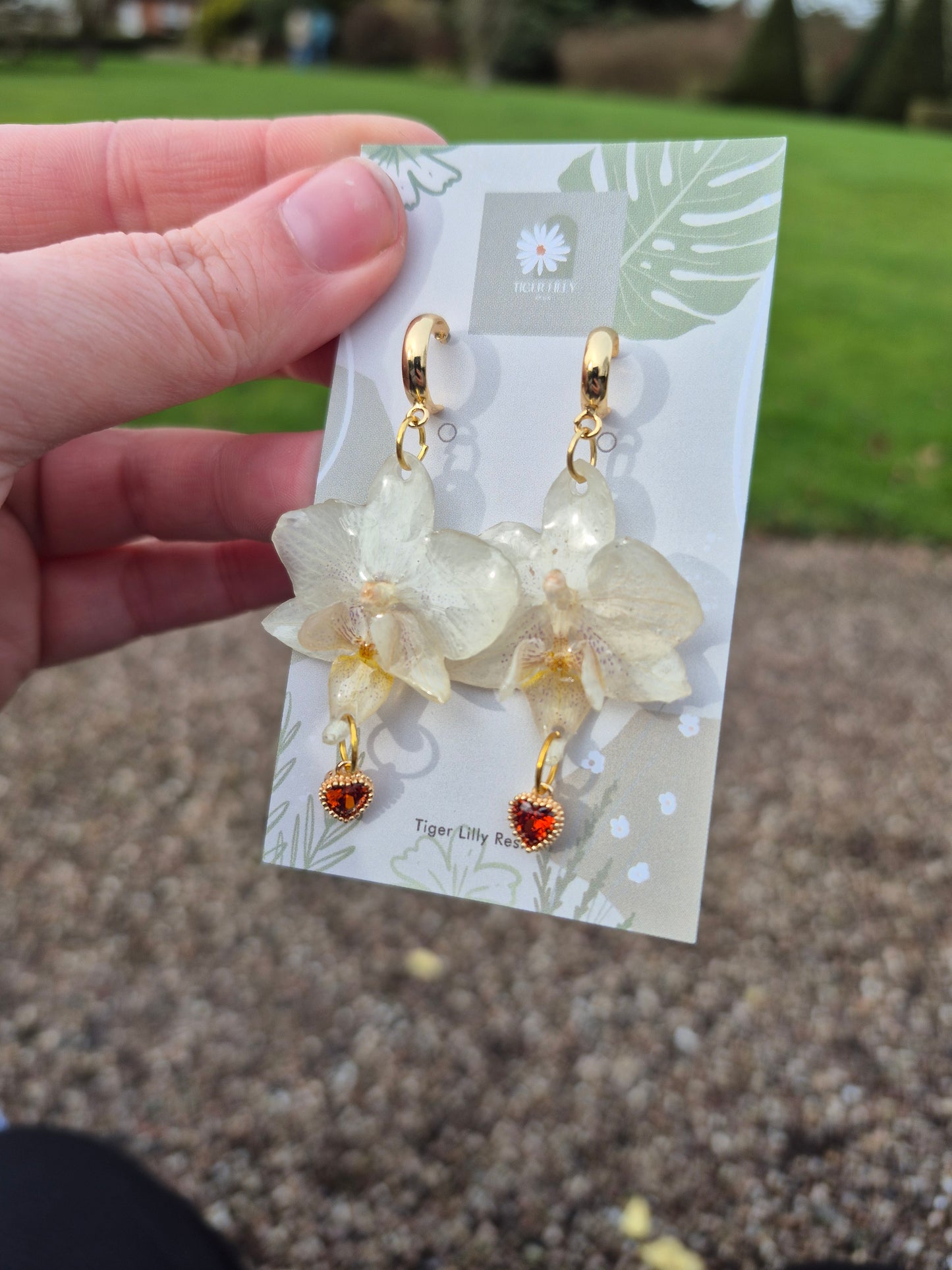 White phalaenopsis orchid heart dangles