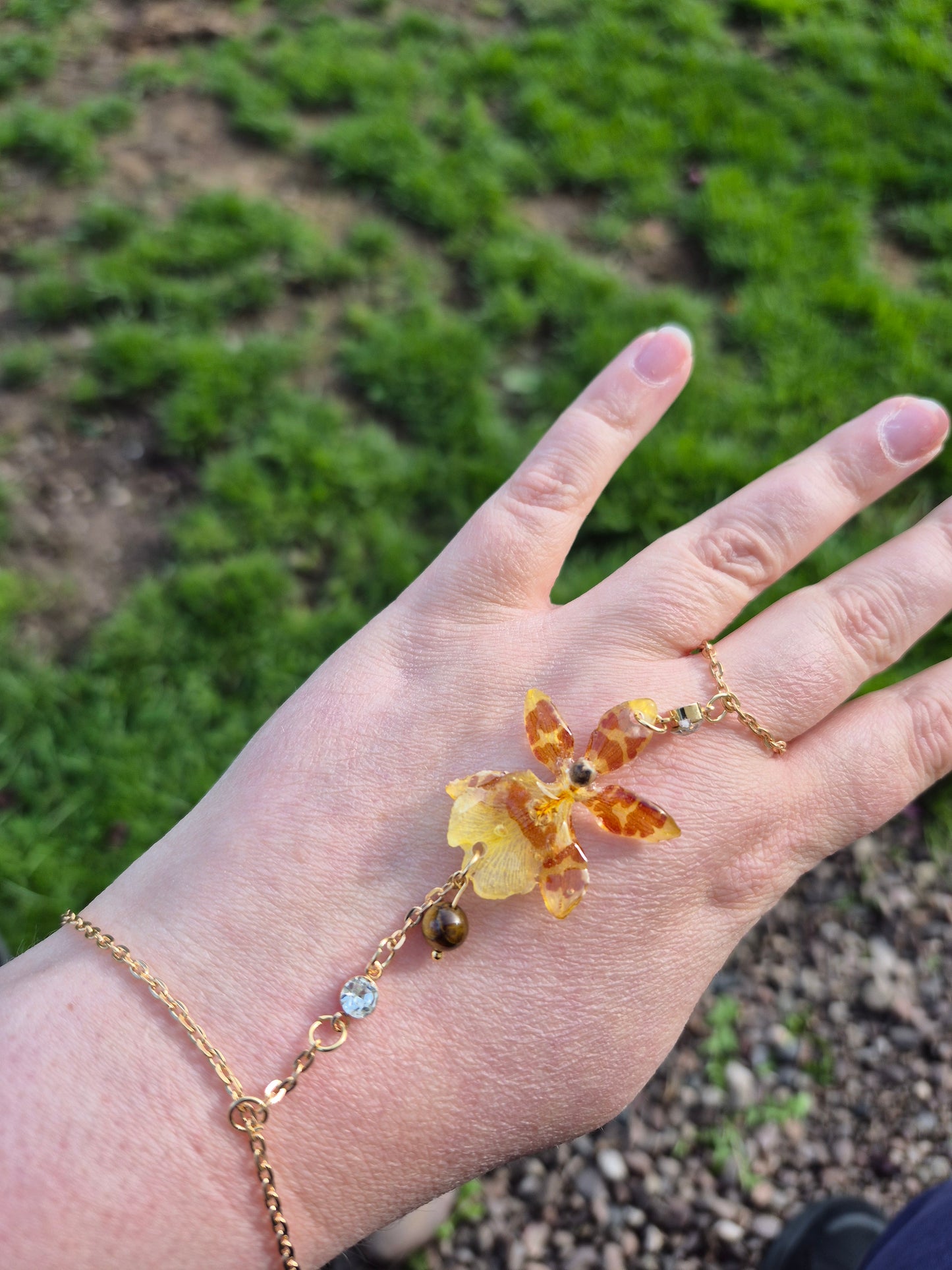 Real oncidium orchid hand chain