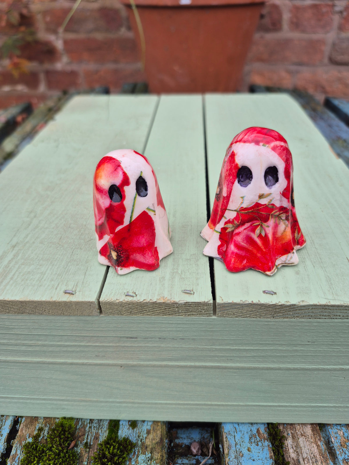 Poppy decoupage ghosts