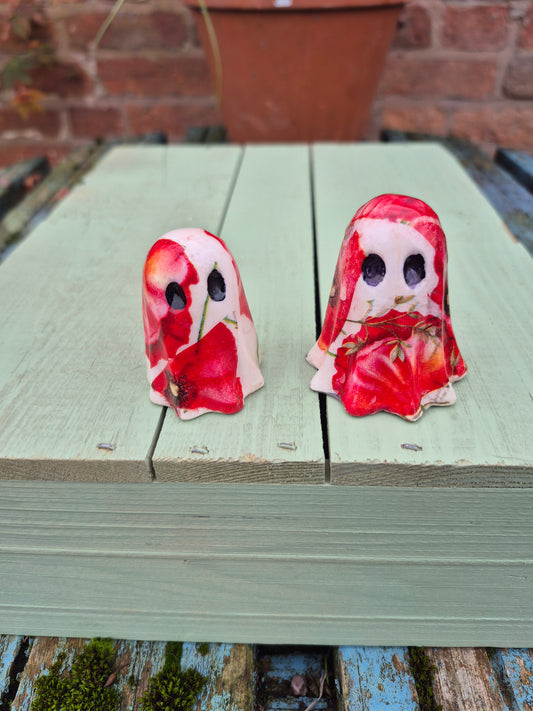 Poppy decoupage ghosts