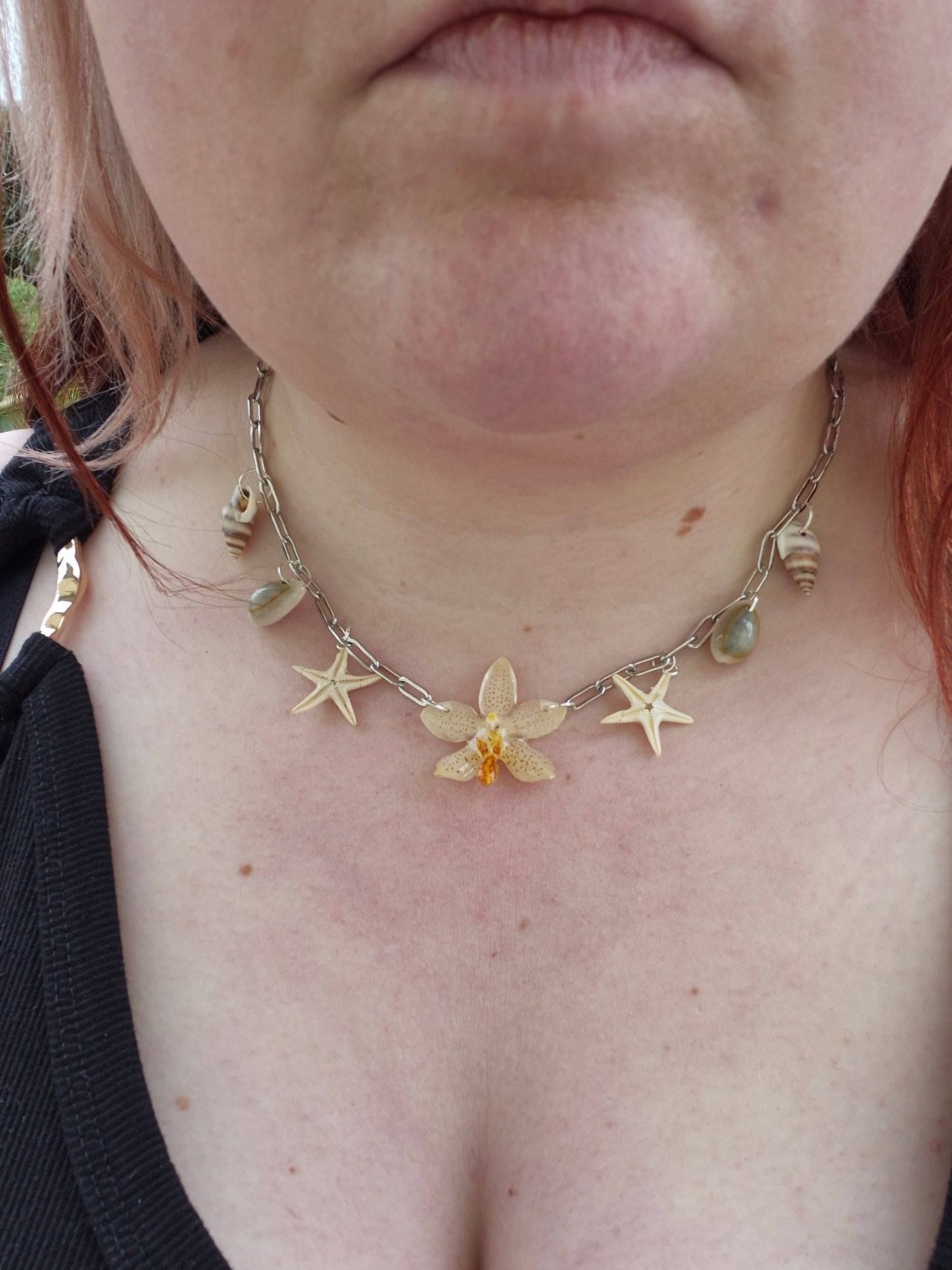 Phalaenopsis mini mark sea necklace