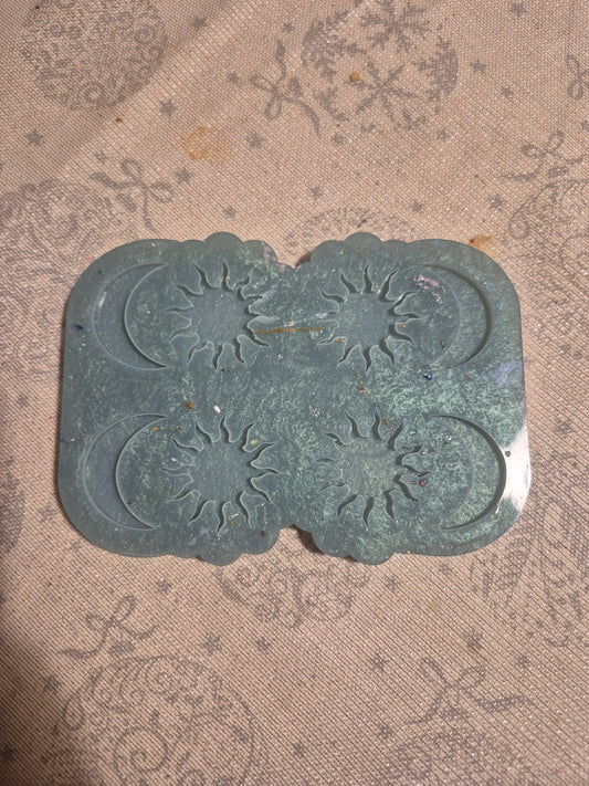 Sun and moon mould