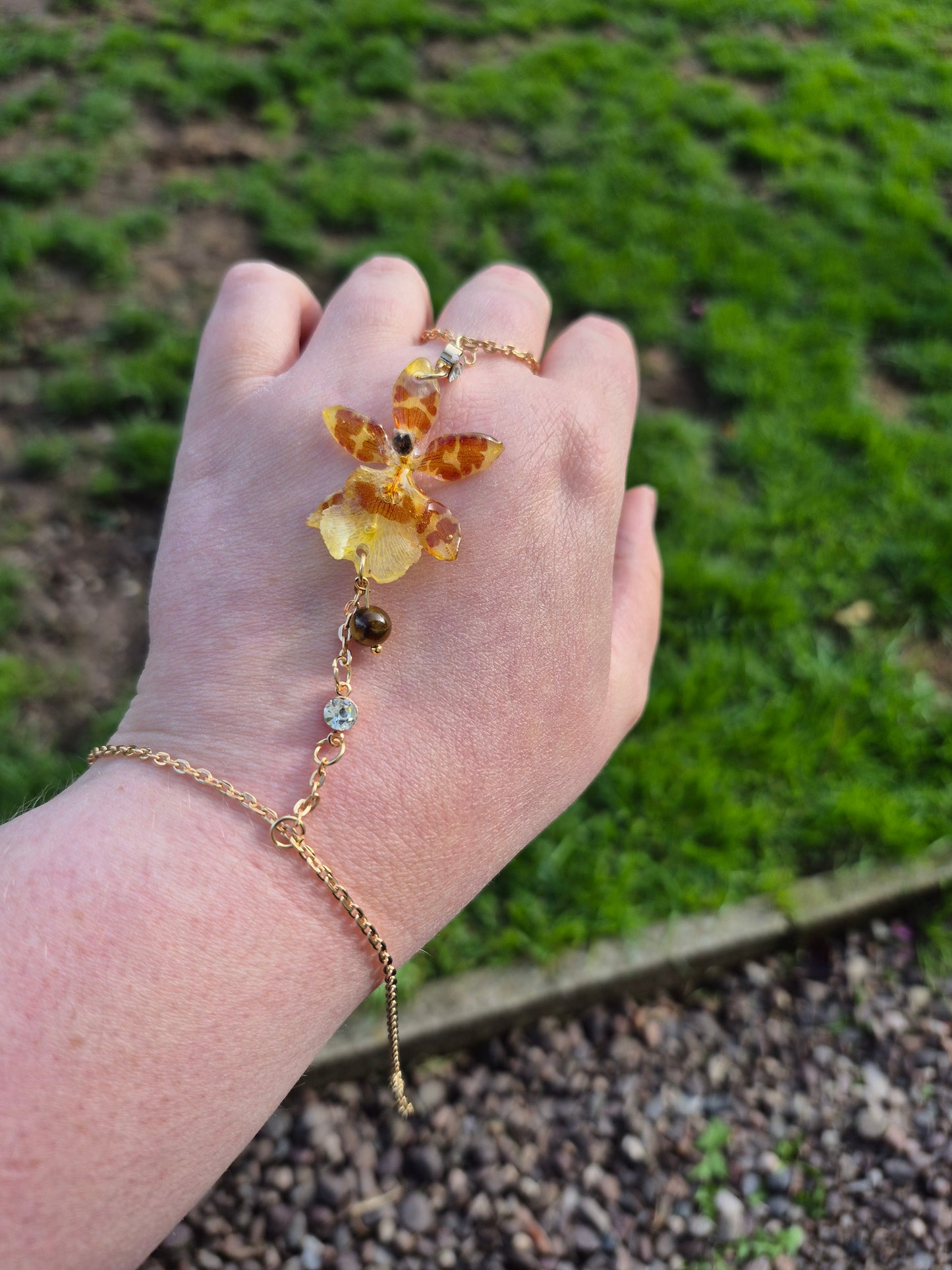 Real oncidium orchid hand chain