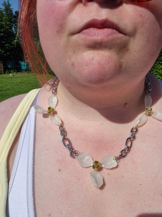 Triple large snowndrop flower pendant