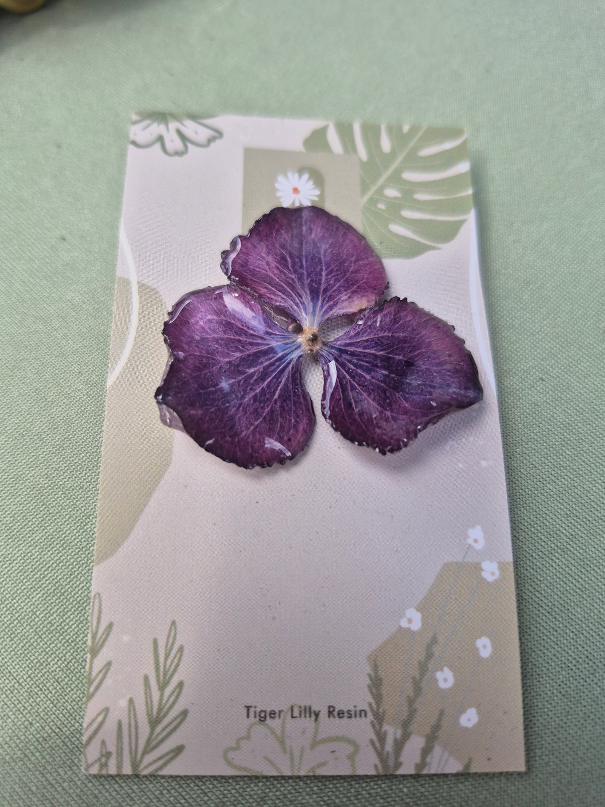 Real hydrangea pin badge