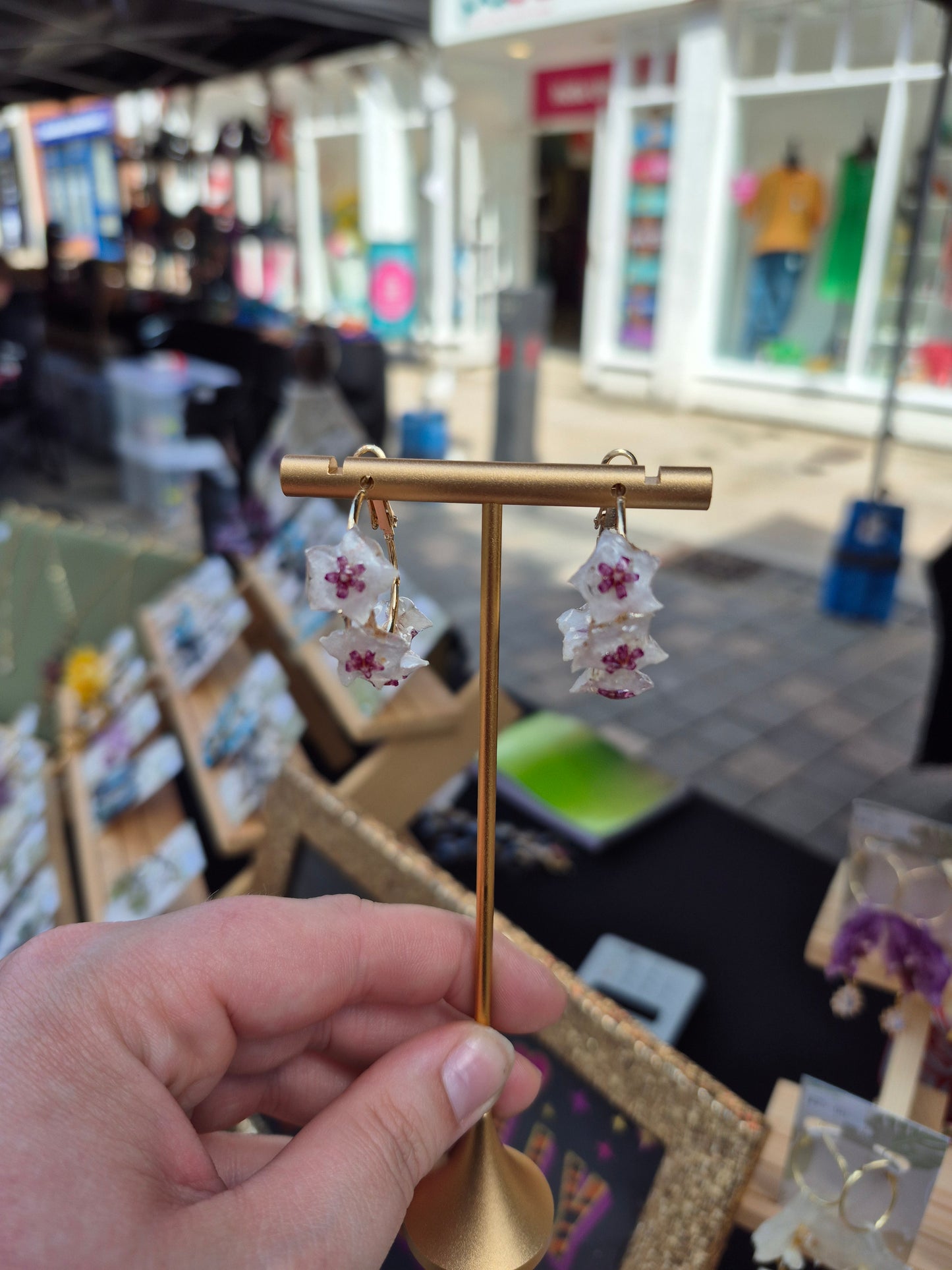 Real Hoya Bella Flower Hoop Earrings