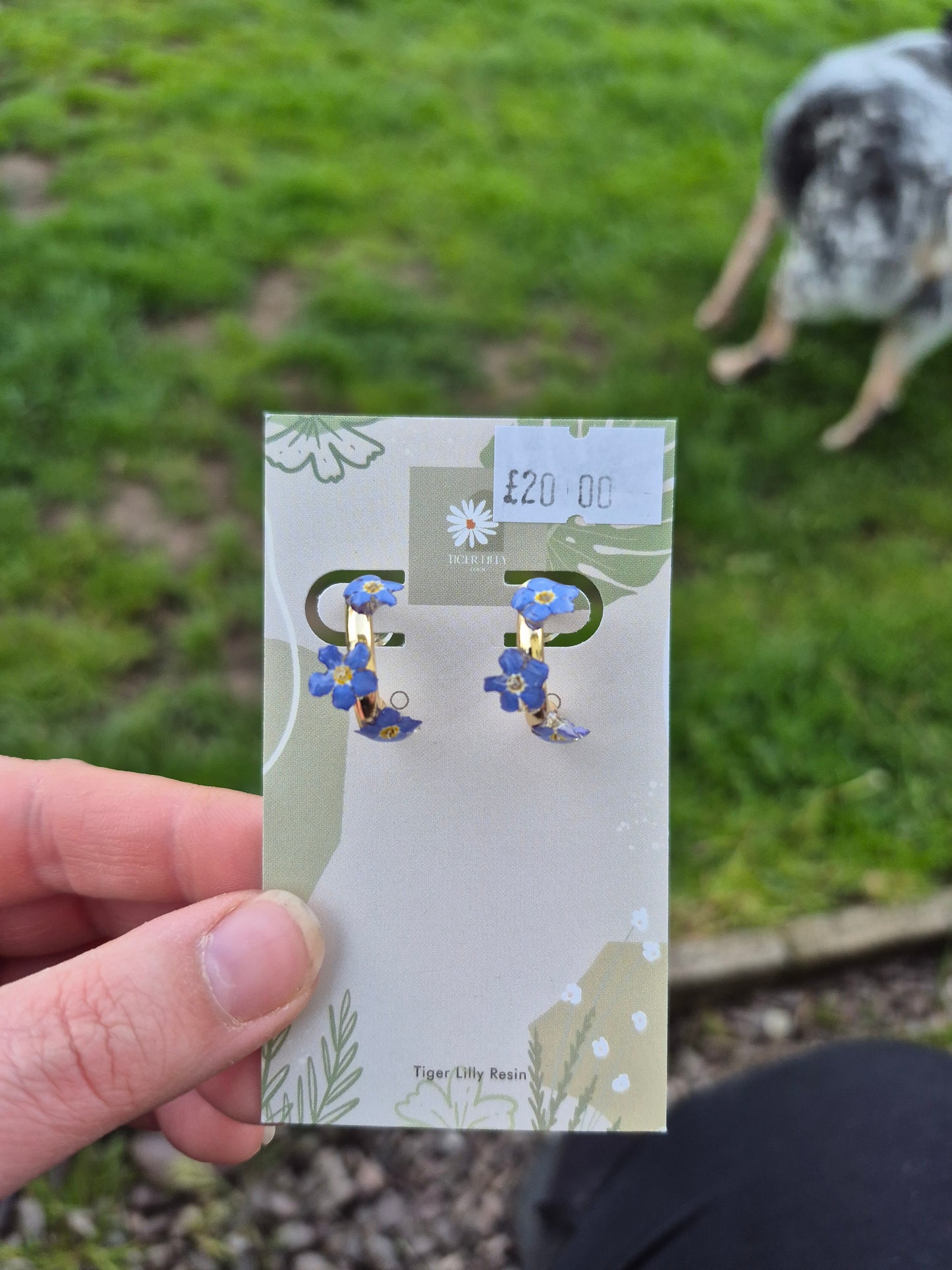 Forget me not hoops