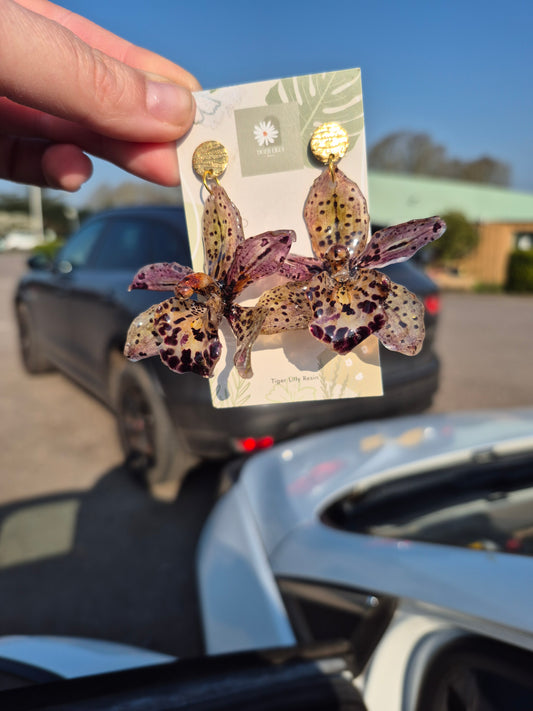 Cymbidium Magic Vogel earrings