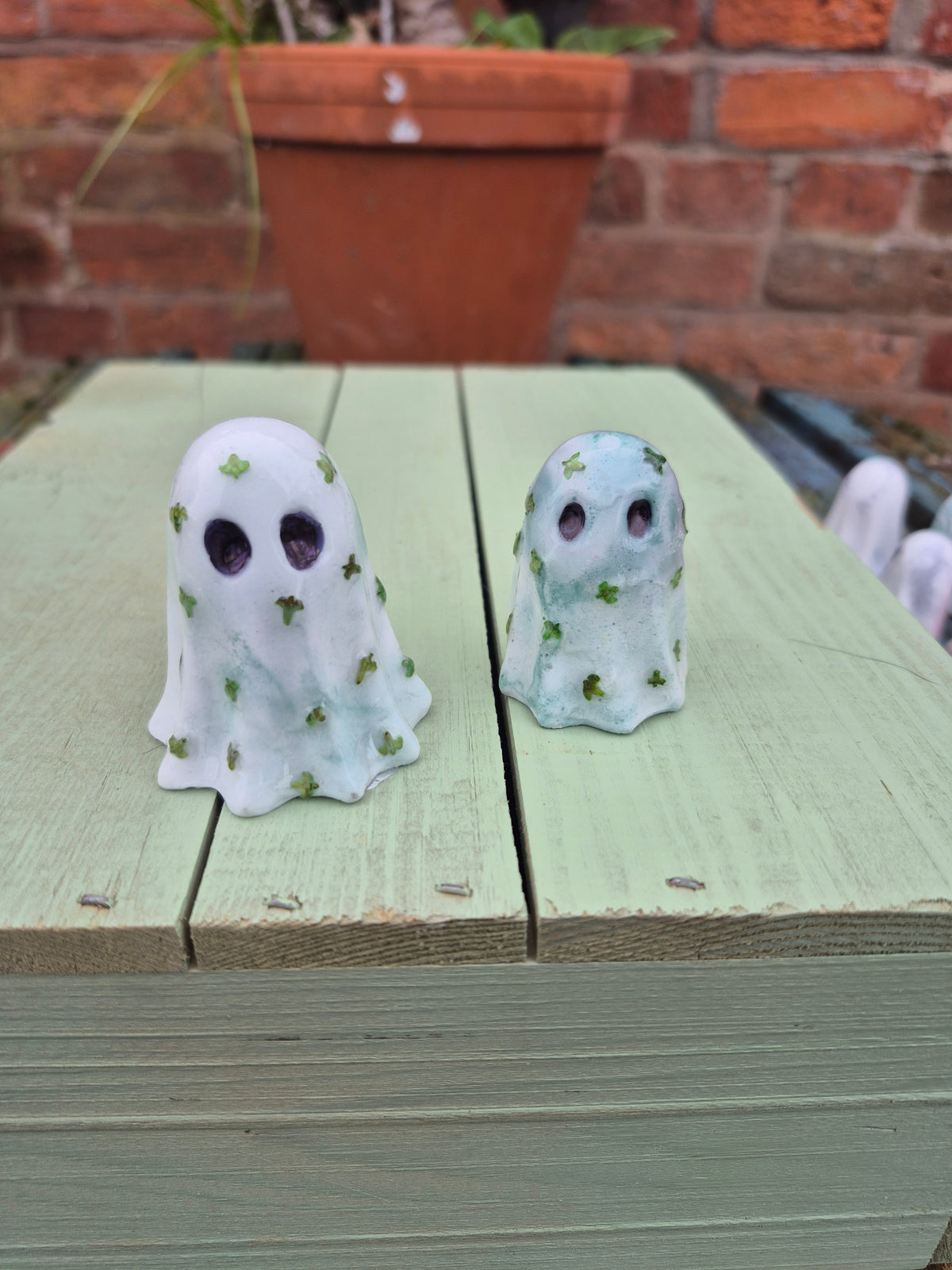 Real green leaf ghosts
