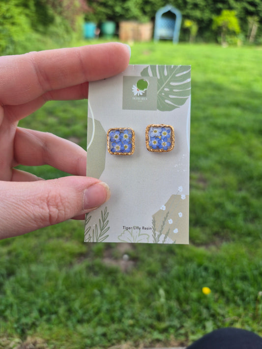 Forget me not square stud earrings
