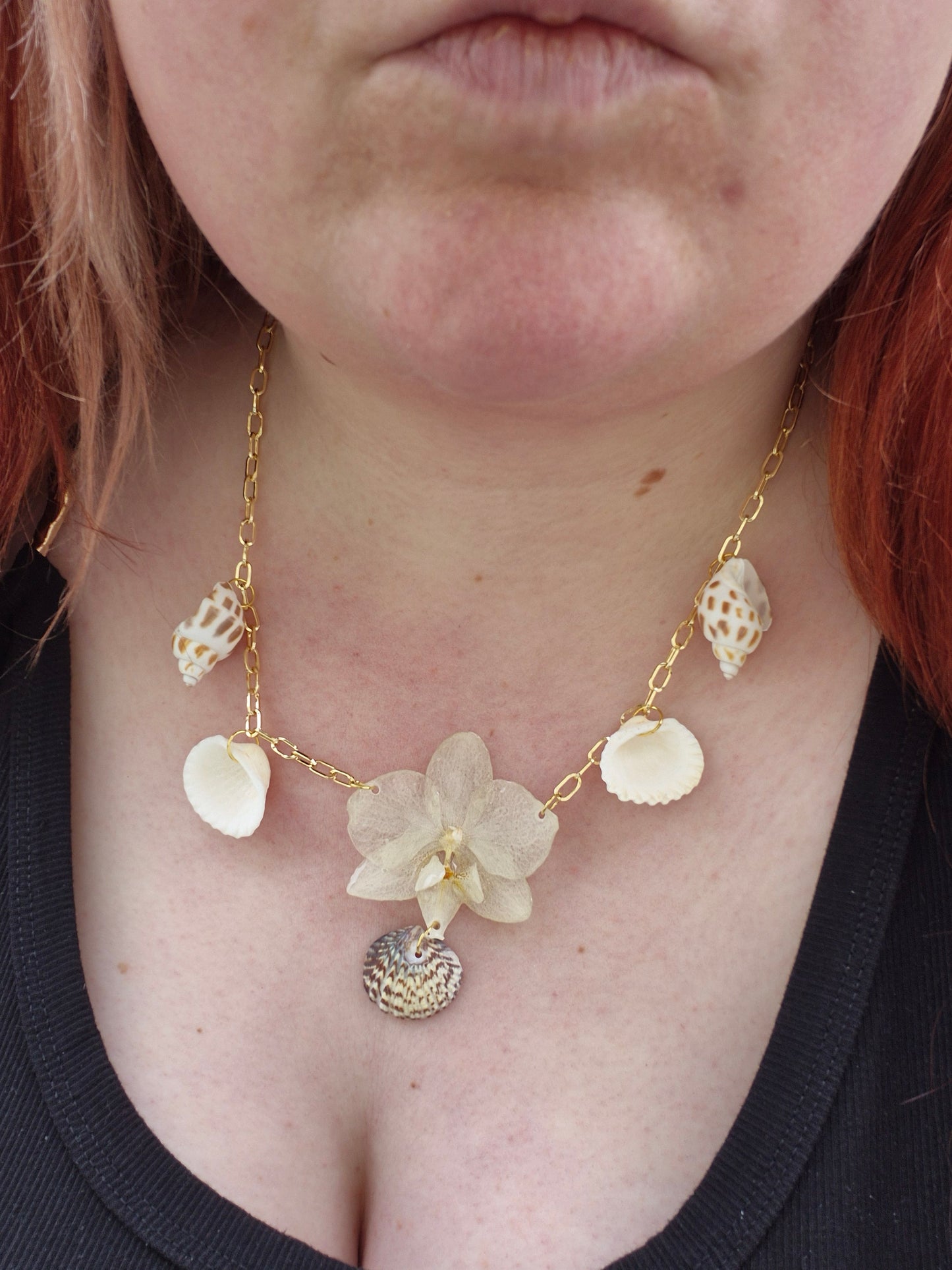 Large Phalaenopsis white sea necklace