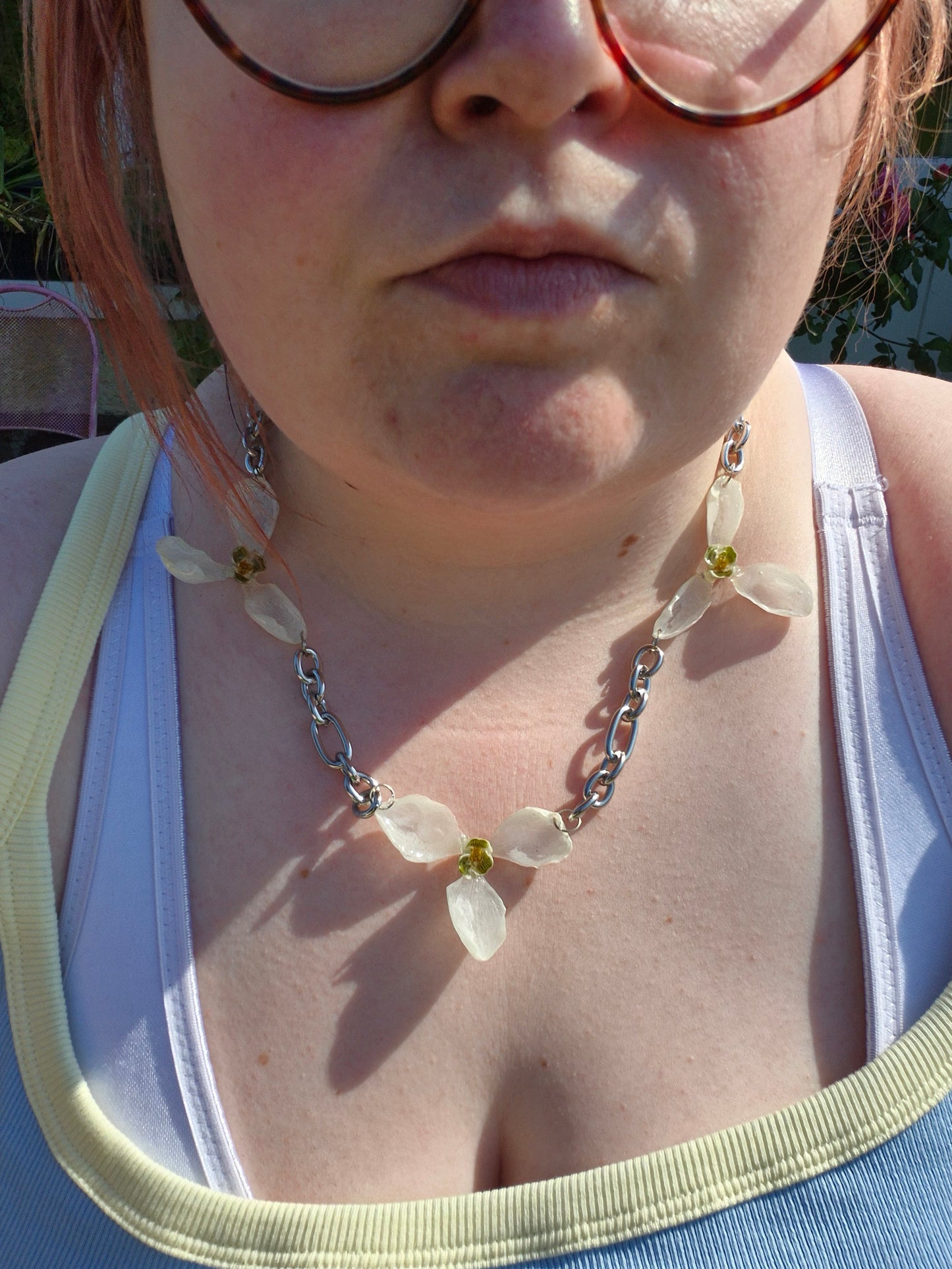 Triple large snowndrop flower pendant
