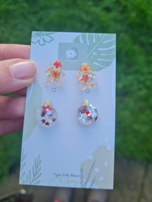 Bauble and gingerbread studs