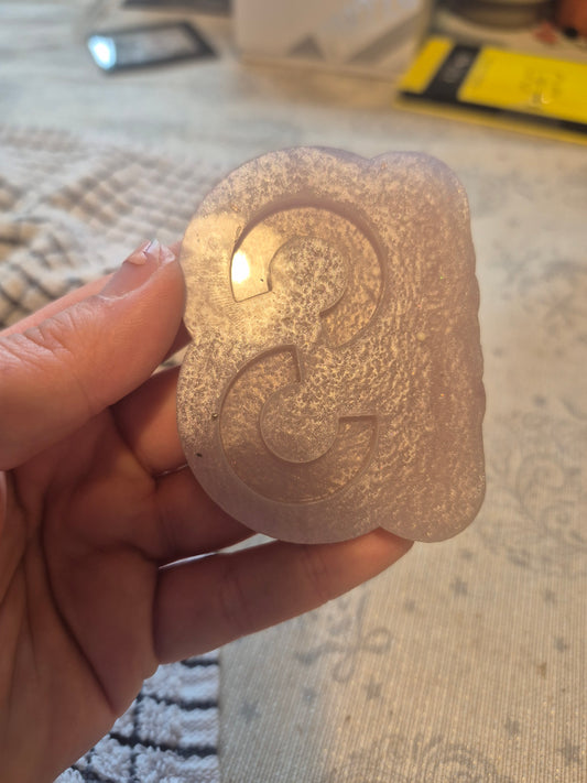 Hoop mould