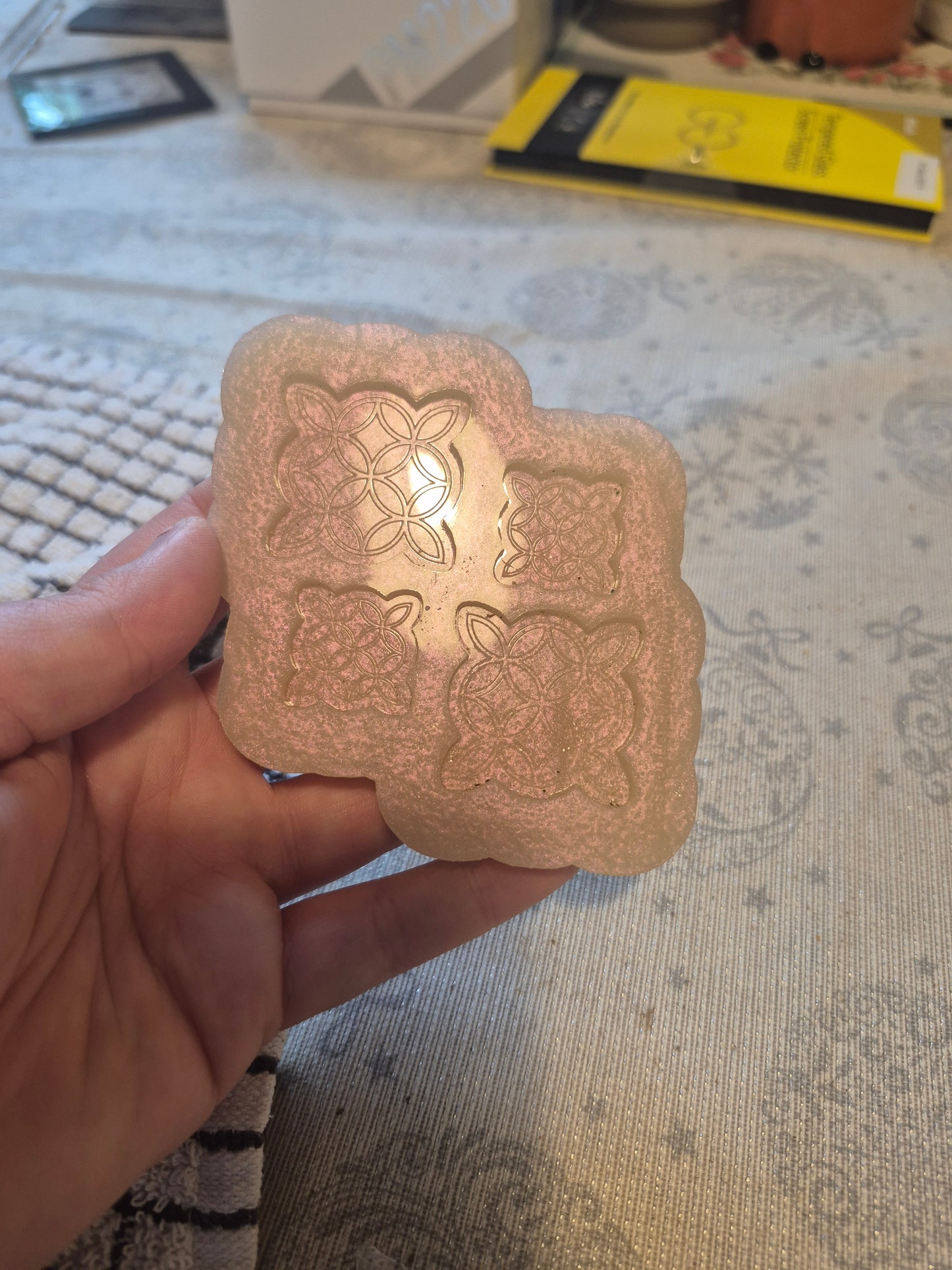 Celtic squares mould