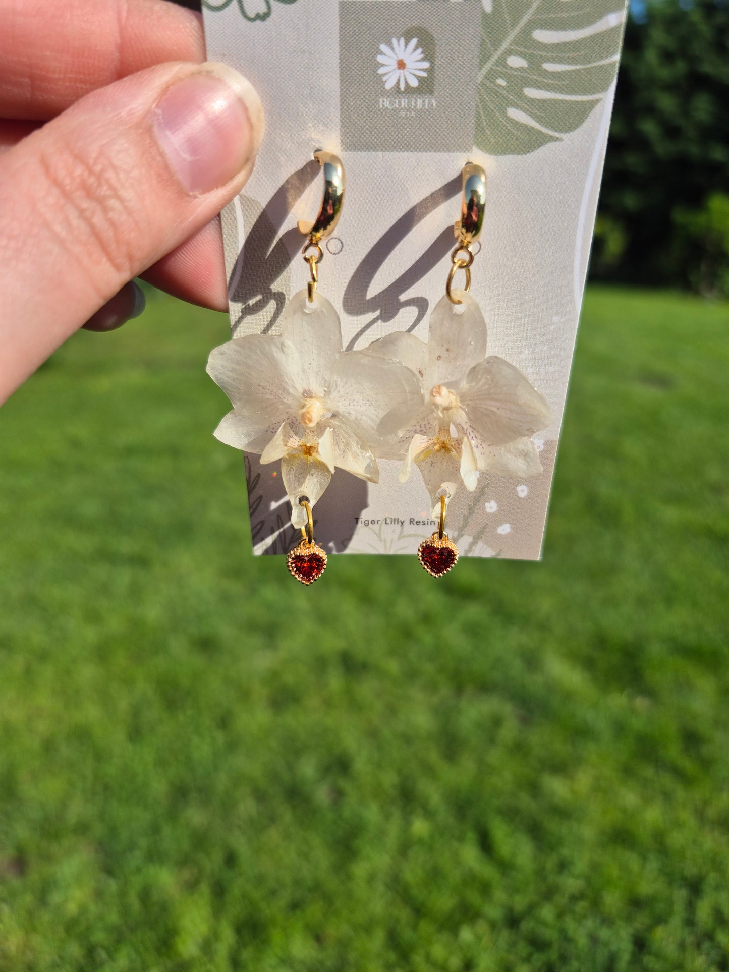 White phalaenopsis orchid heart dangles