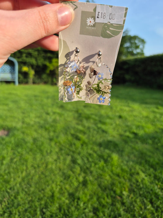 Woodland flower arch earrings
