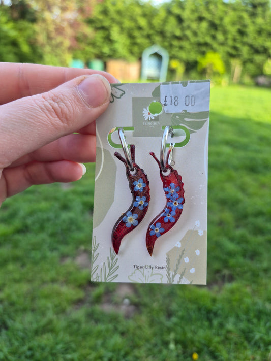Floral slug hoop earrings