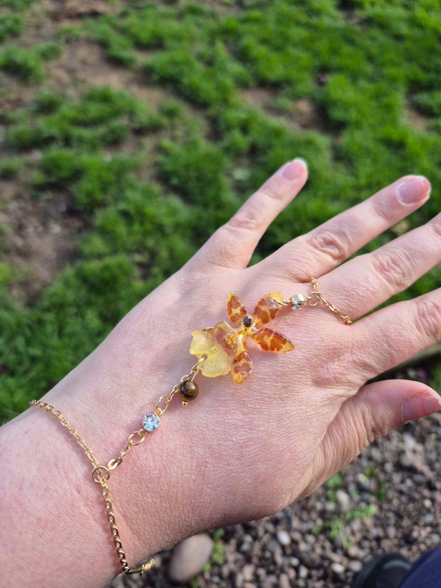 Real oncidium orchid hand chain