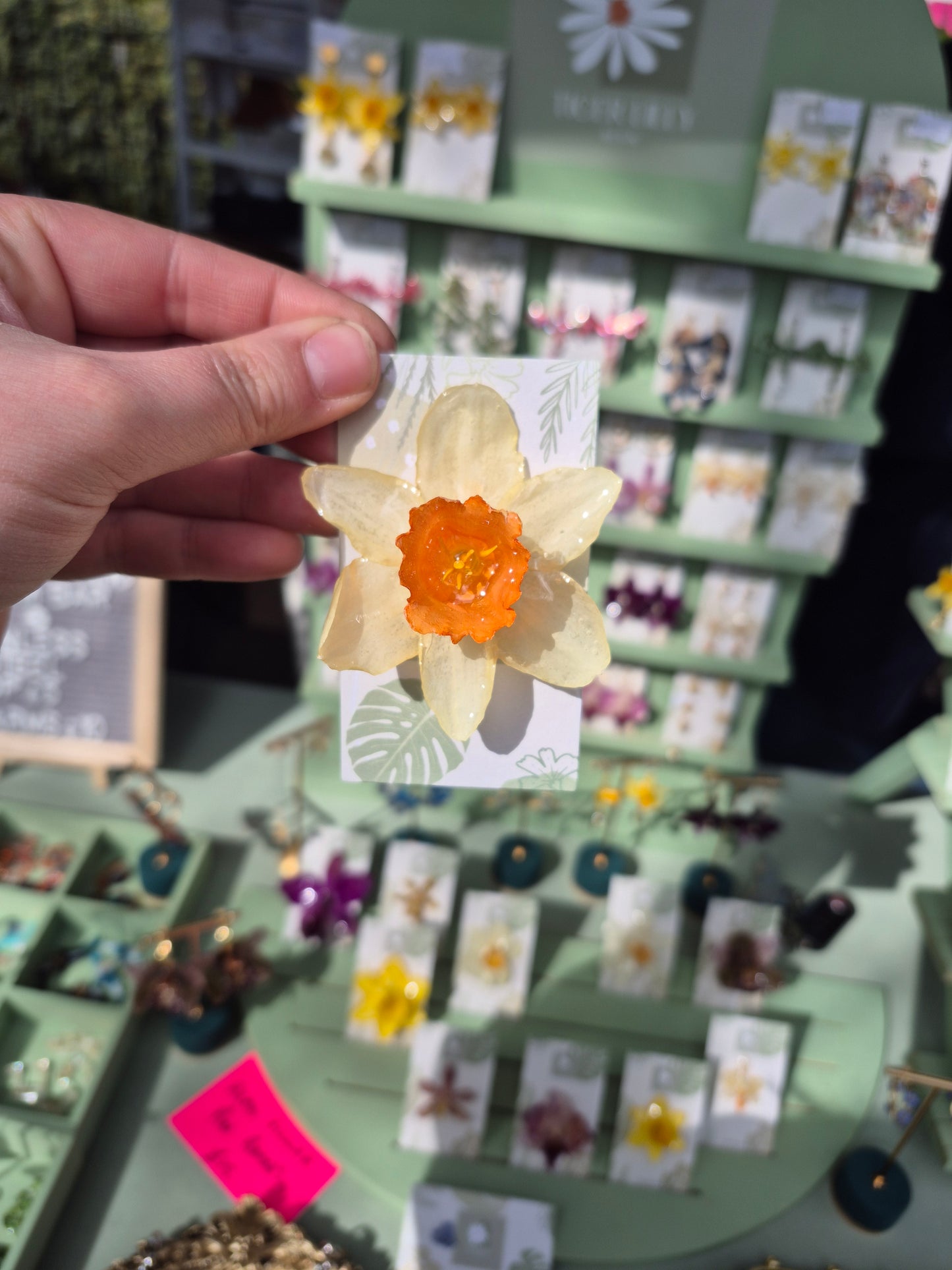 Real daffodil pin badge