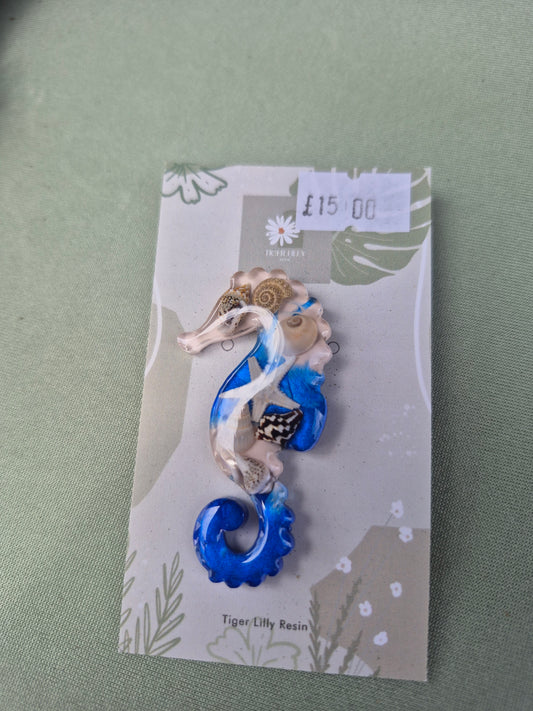 Sea horse pin badge