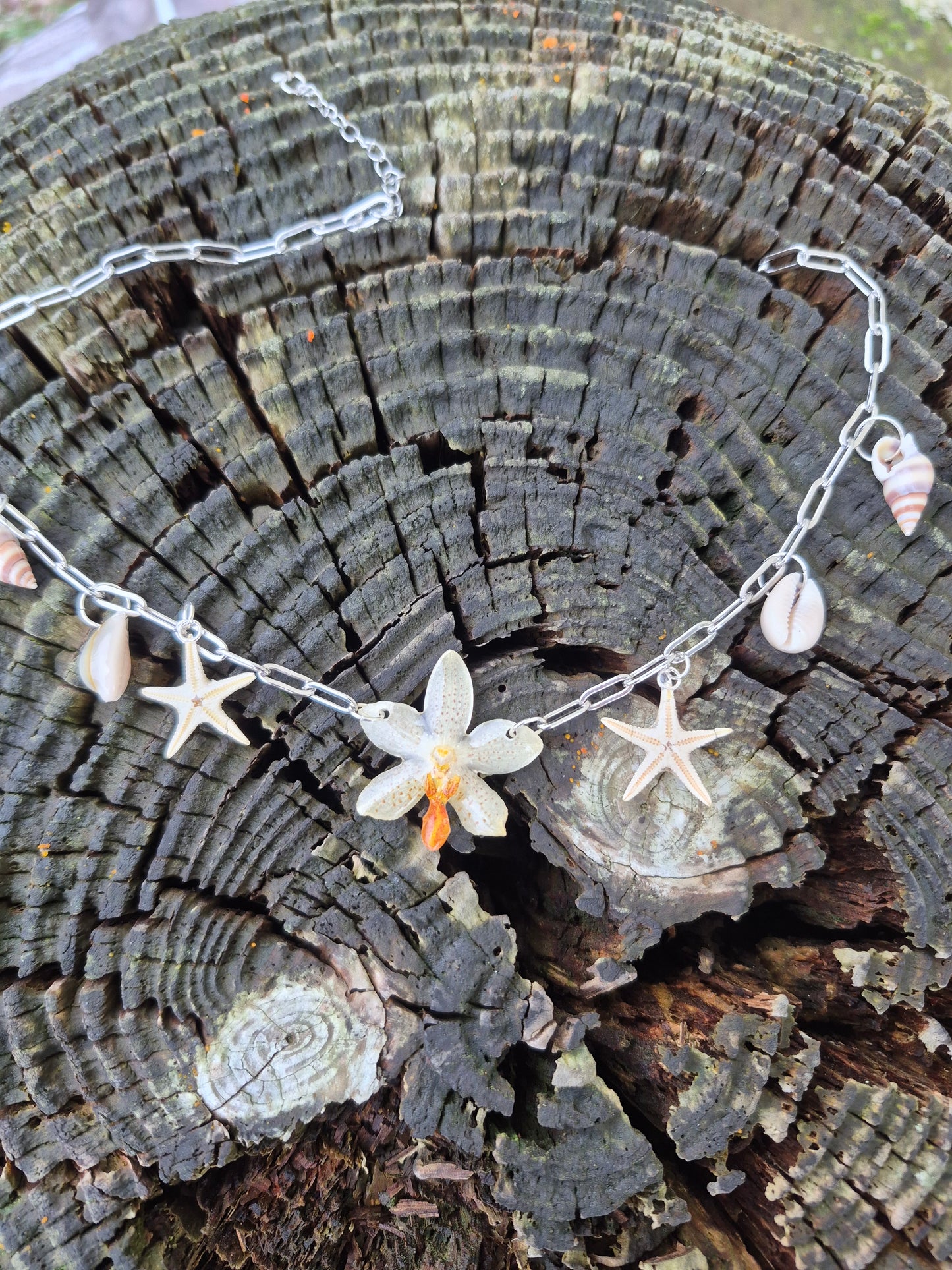 Phalaenopsis mini mark sea necklace