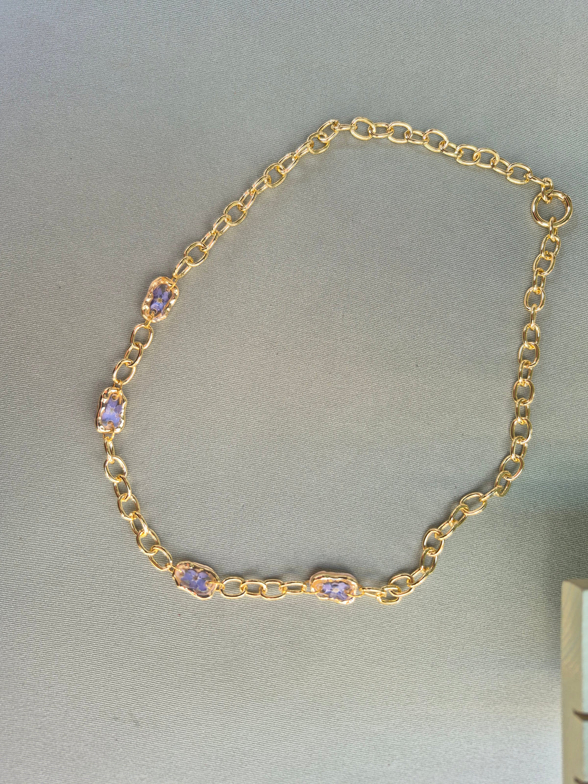 Chunky chain forgot me not pendant
