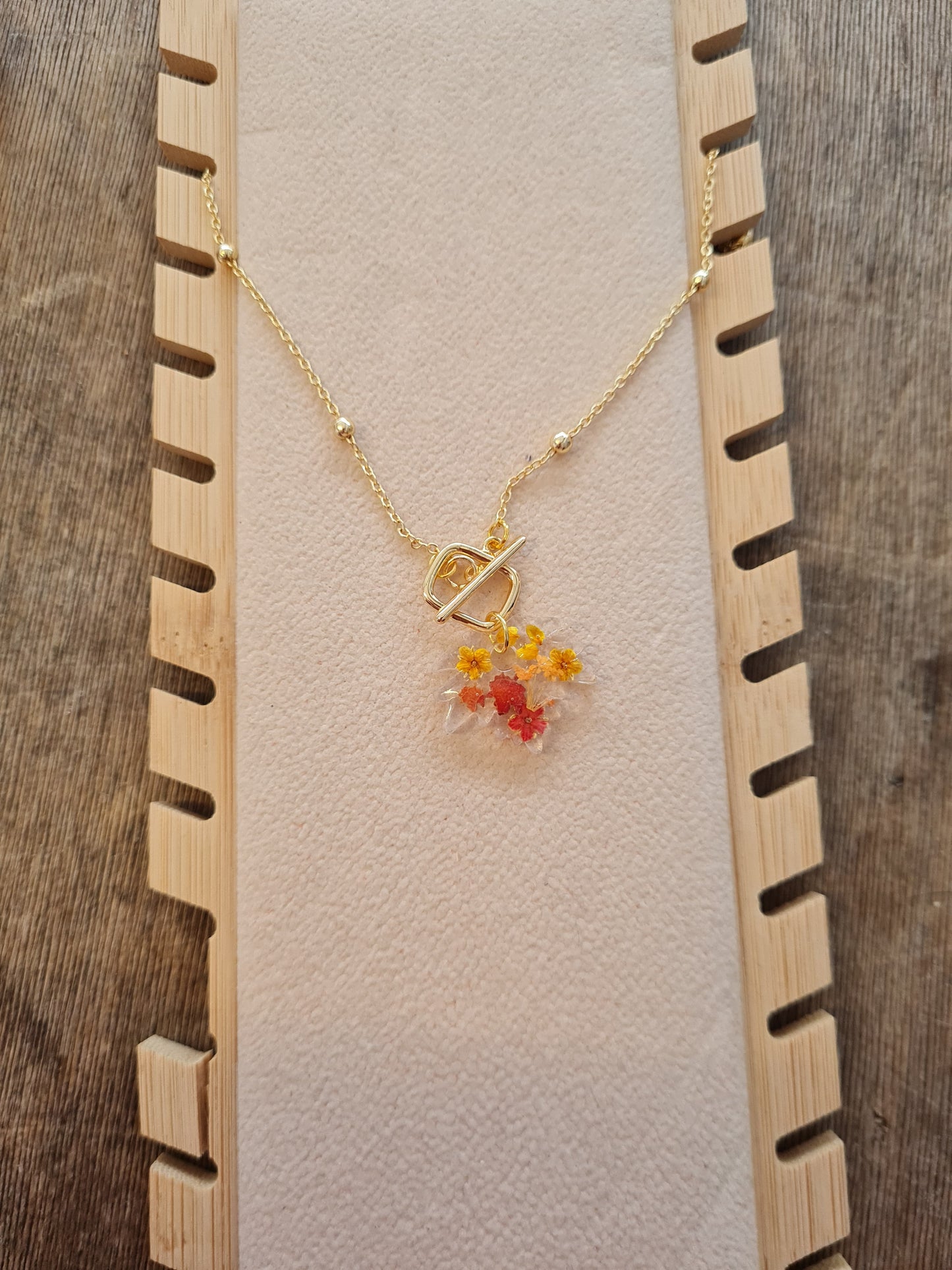 maple leaf necklace